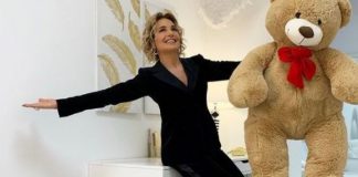 barbara d'urso e peluche fidanzato