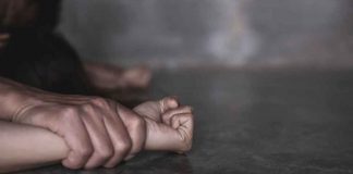la piccola è stata trovata priva di sensi