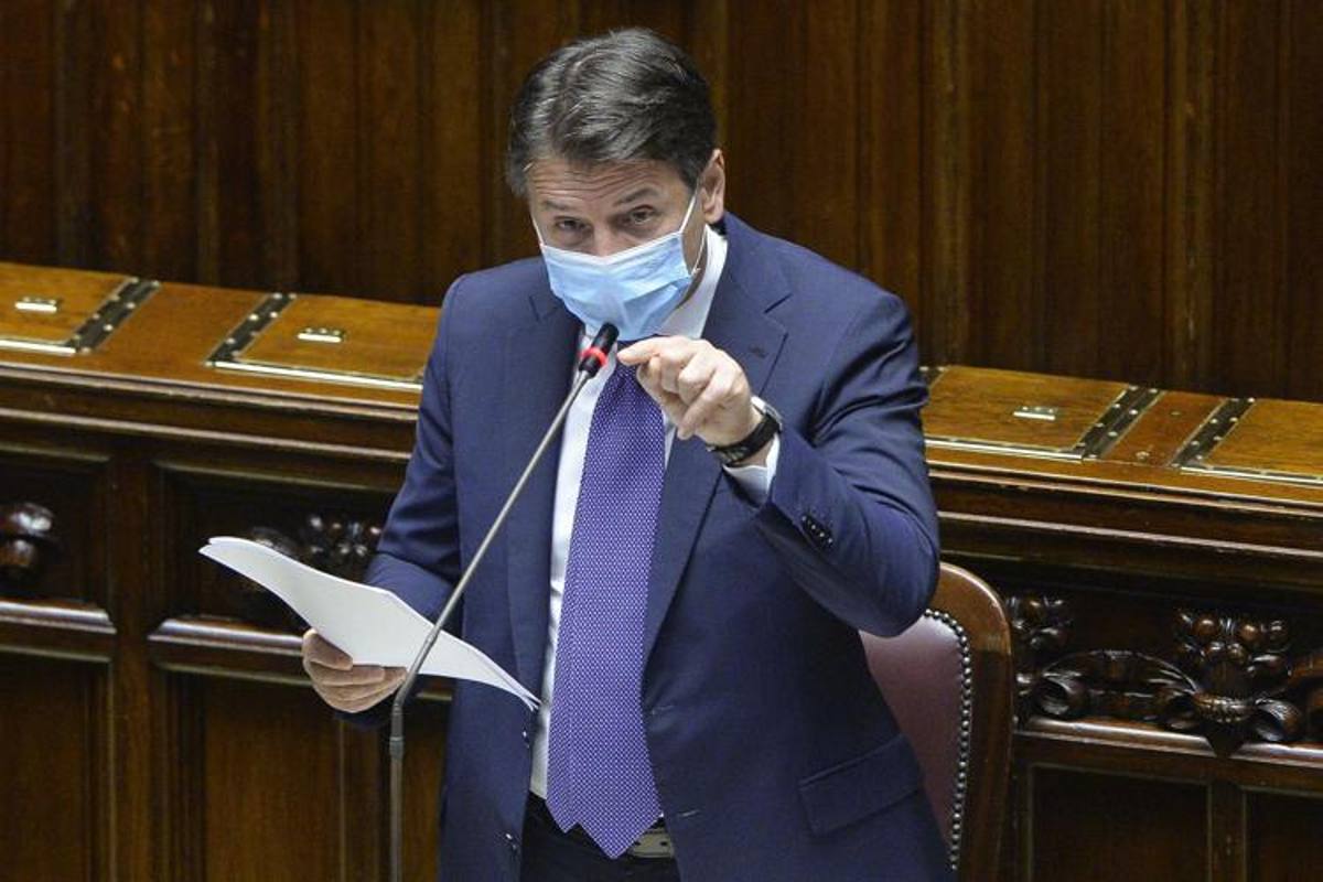 Conte parlamento fiducia