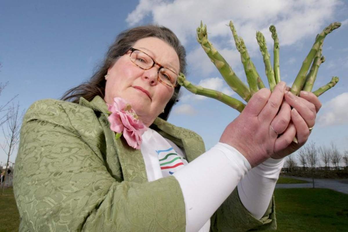 jemima veggente asparagi previsioni 2021