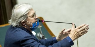 vittorio sgarbi giuseppe conte