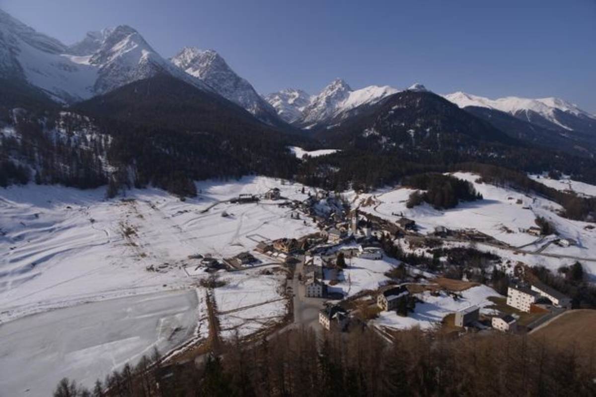 igloo svizzera padre figlio sepolti