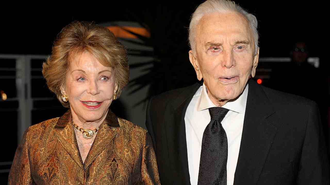 Anne Buydens e Kirk Douglas