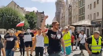 “Gli ebrei dietro la pandemia”: il delirante coro dei no-vax polacchi