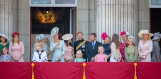 famiglia reale stipendio