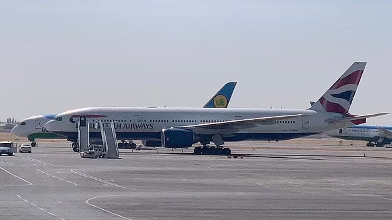 aereo dirottato uzbekistan