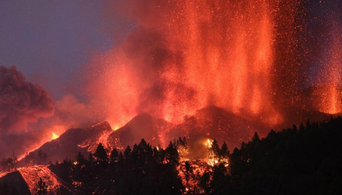 vulcano eruzione spagna canarie lava