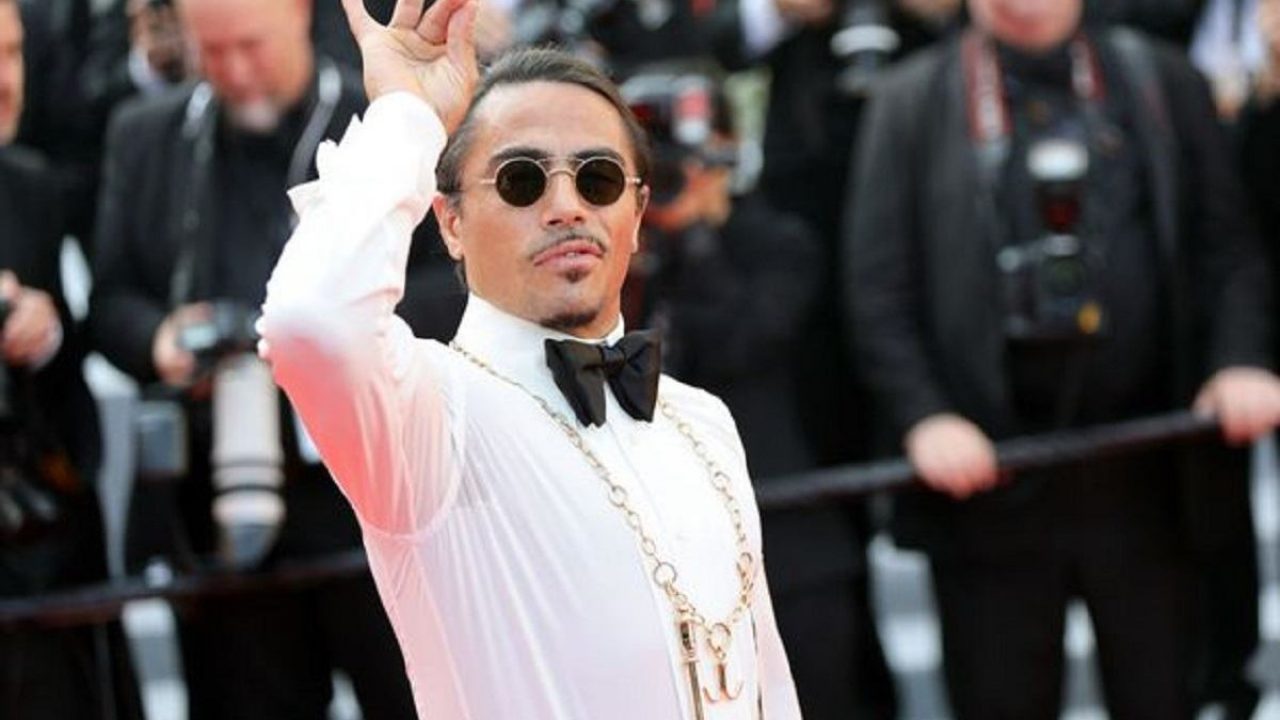 Salt Bae massacrato dalle recensioni negative: ecco cos'è costretto a fare  Tripadvisor