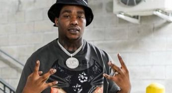 Sparatoria in auto, rapper 28enne freddato davanti ai figli: una canzone suona come un drammatico presagio