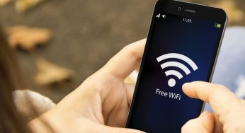 Attenzione a dove vi collegate col vostro smartphone: rischiate grosso. Ecco come proteggersi