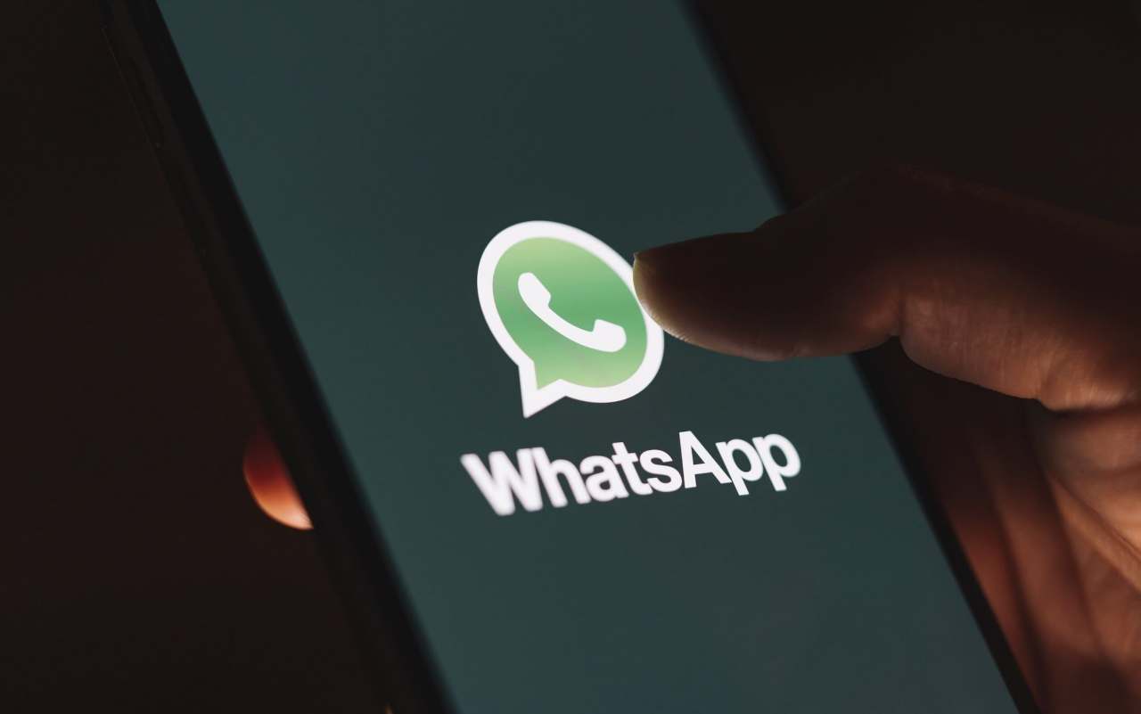 WhatsApp come forzare il blocco