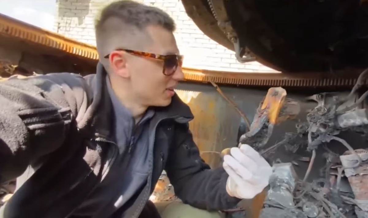 resti-soldato-russo-mangiati-ucraino-video