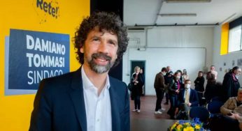 Damiano Tommasi scende in campo contro la “Verona nera”: la storia del calciatore operaio che può diventare sindaco