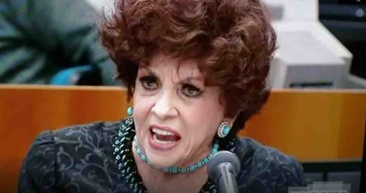 gina-lollobrigida-un-giorno-in-pretura