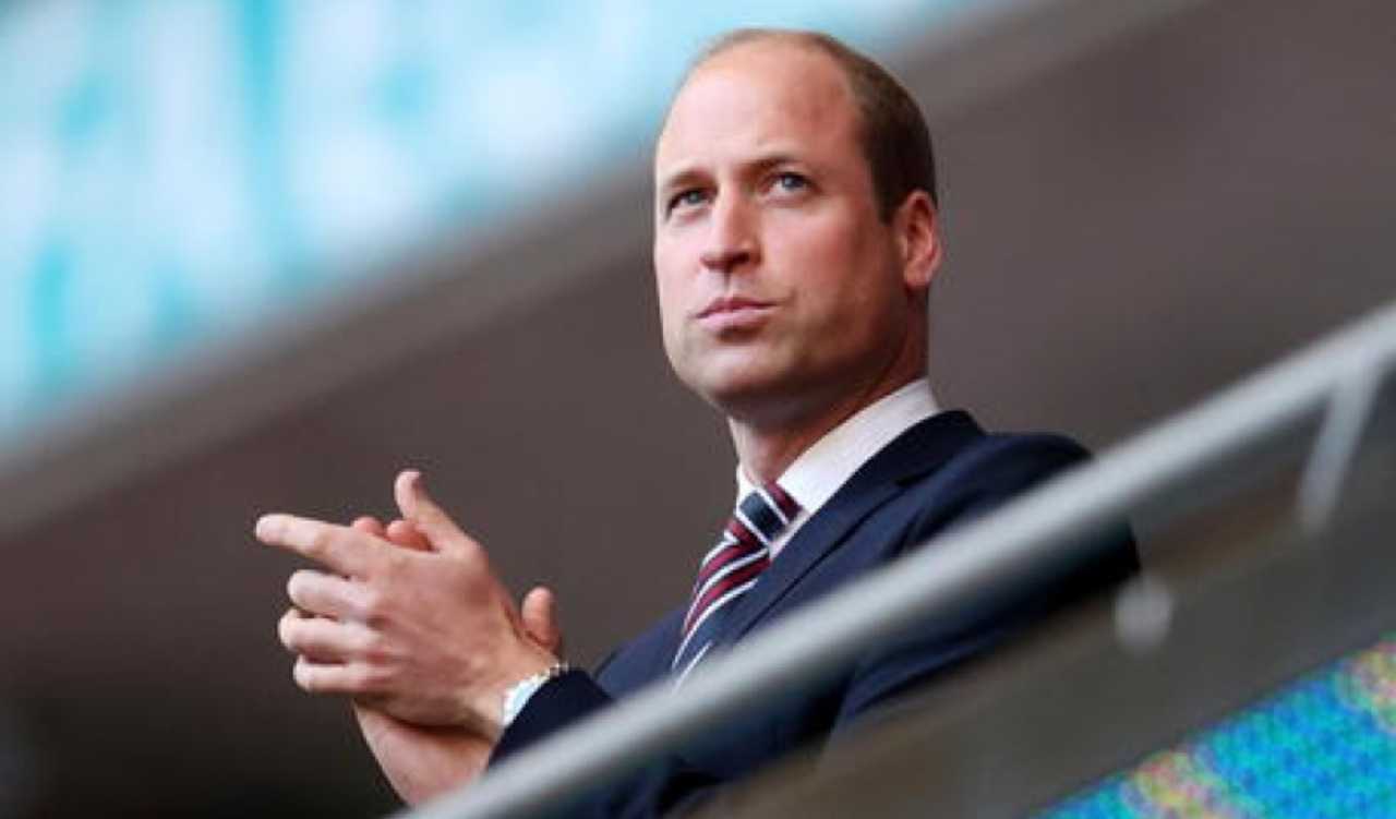 Fischi per il Principe William: umiliazione pubblica per il nipote della Regina Elisabetta