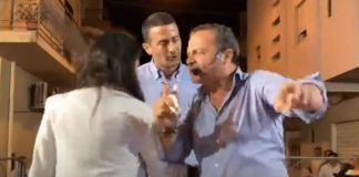 Il sindaco ha lasciato il palco