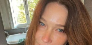 Carla Bruni, le foto senza trucco conquistano tutti