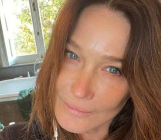 Carla Bruni, le foto senza trucco conquistano tutti