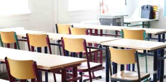 Scandalo in una scuola del napoletano